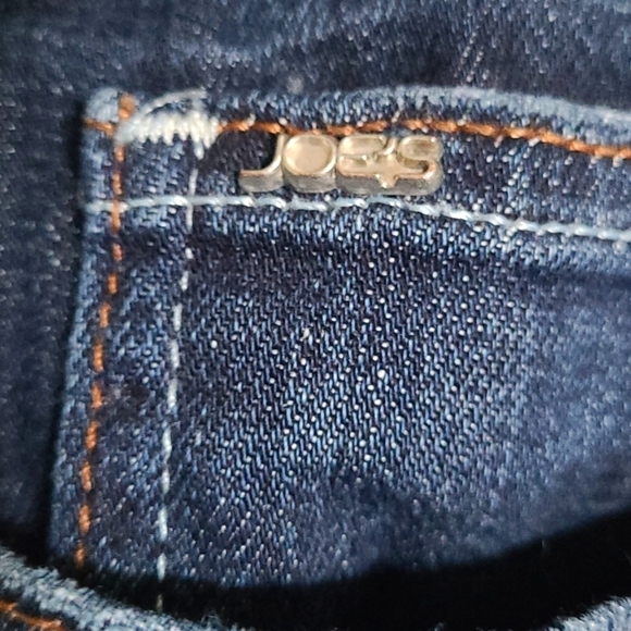 Joe's Jeans Curvy Bootcut jeans in dark Ryder wash. Size 30 - Picture 3 of 11